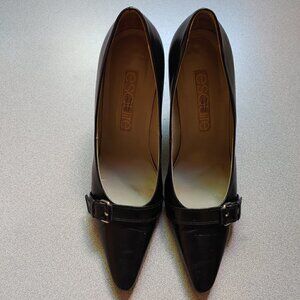 Esquire Leather Heeled Pumps Women's size 6 Black Pointed Toe Buckle Toe